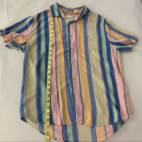 Denim & Flower pastel casual button down Shirt - size Small - Picture 3 of 7